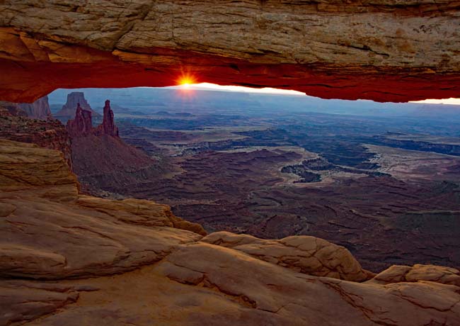 Mesa Arch, Island in the Sky - Canyonlands National Park, Utah