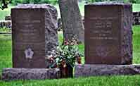 The Gravestones of Lyndon and Lady Bird Johnson - LBJ  NHS, Texas