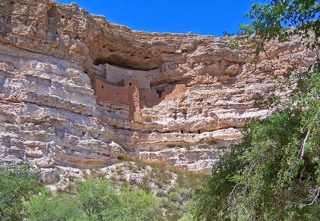 Montezuma Castle from ground level - Montezuma Castle National Monument, Camp Verde, AZ