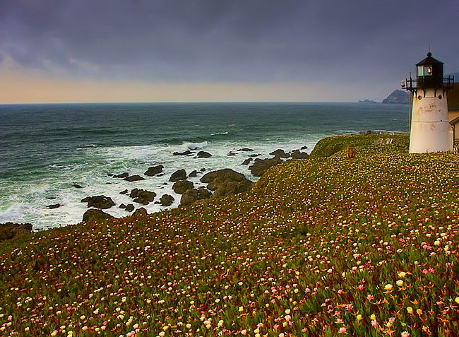 Point Montara Lighthouse - Montara, California