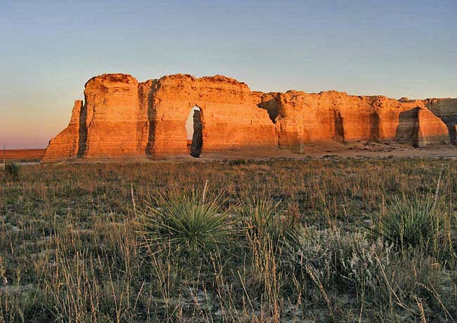 Keyhole Arch - Lewis, Kansas