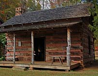 Murphree_Hollinsworth Log Cabin - Hagood Mill